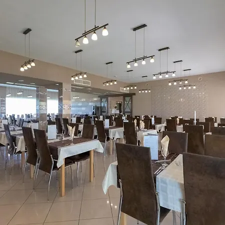 Vital 4* 잘라카로쉬