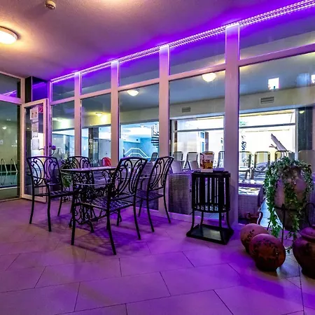 Vital 잘라카로쉬